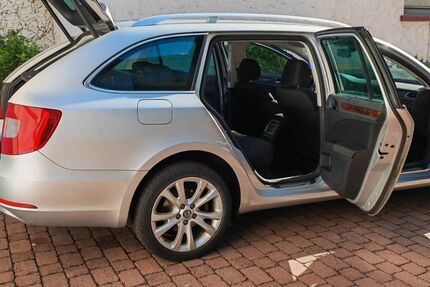 Skoda Superb 191.169 km 9.100 € Rodgau 63110
