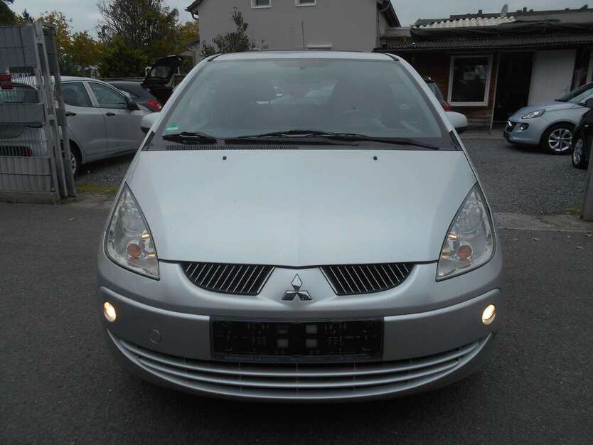 Mitsubishi Colt 122.000 km 2.499 € Darmstadt 64293