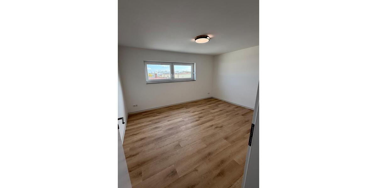 Etagenwohnung Dieburg - 5 Zimmer, 150 m&sup2;, 1.600&euro; | Angebot:26074440
