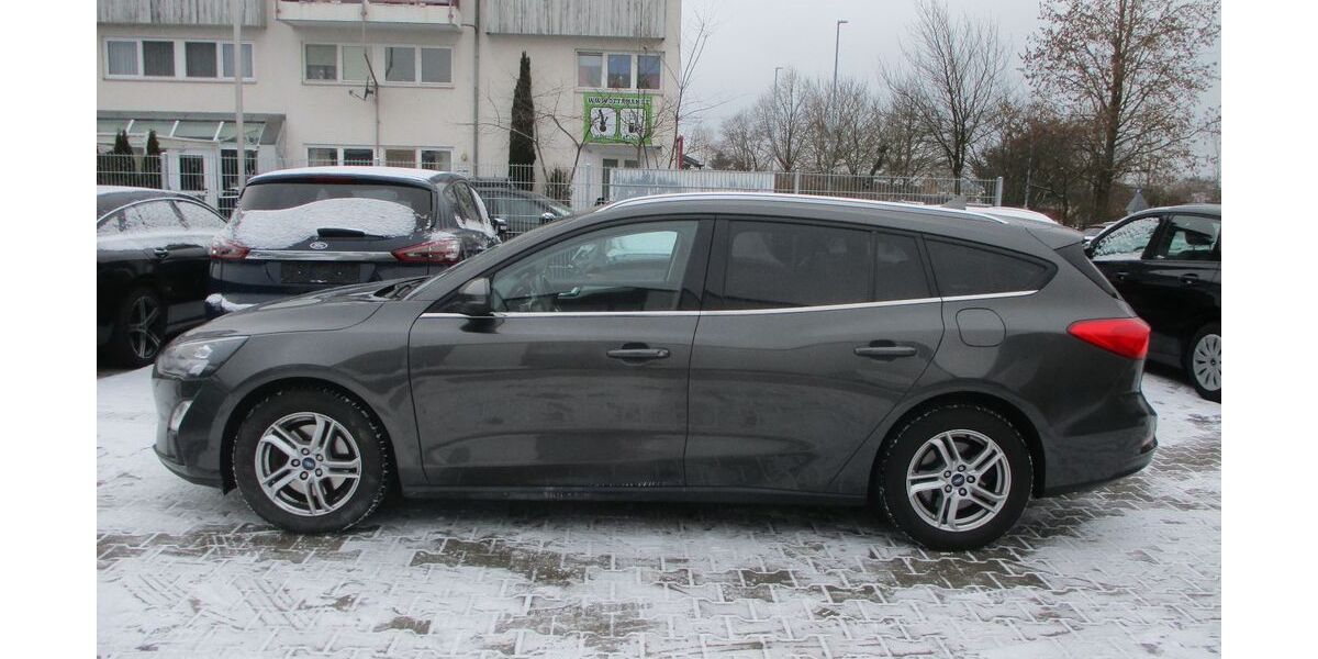 Ford Focus 148.843 km 10.899 &euro; Babenhausen 64832