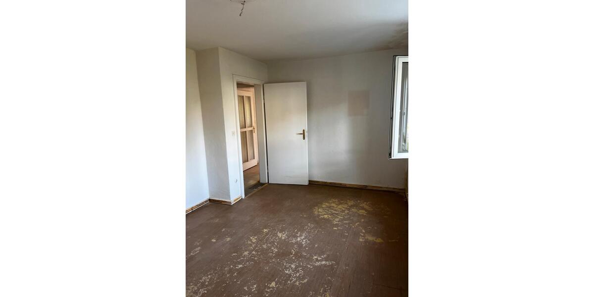 Hochparterre Darmstadt Bessungen - 4 Zimmer, 90 m&sup2;, 450.000&euro; | Angebot:27142684