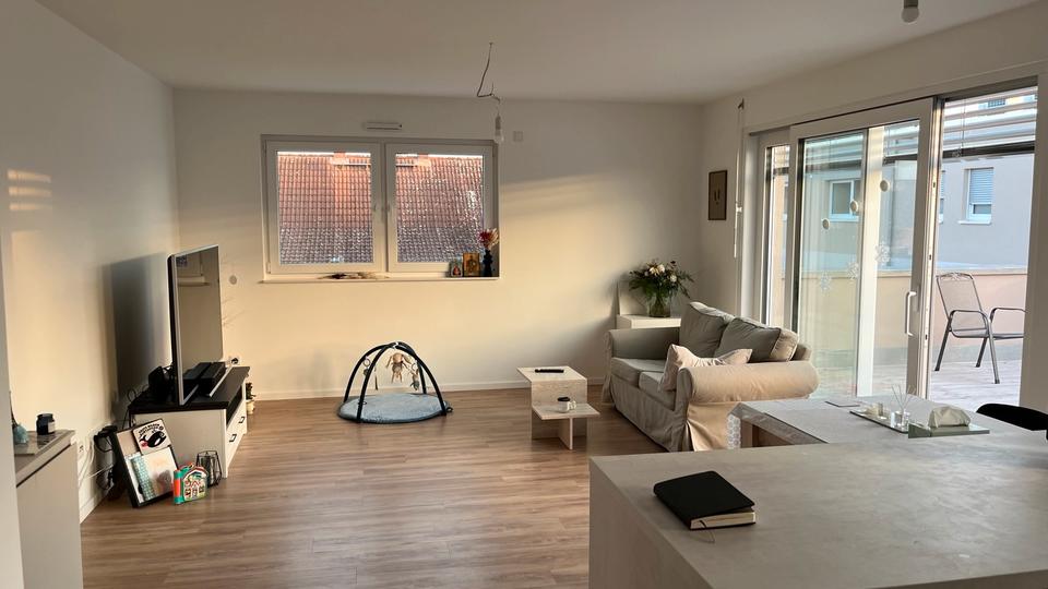 Einfamilienhaus Hainburg - 3 Zimmer, 88 m&sup2;, 1.660&euro; | Angebot:25313536