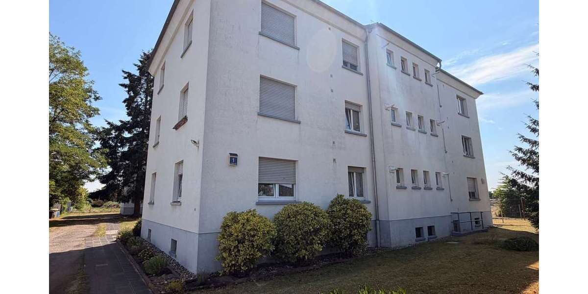 Etagenwohnung Hanau Großauheim - 3 Zimmer, 80 m&sup2;, 800&euro; | Angebot:27146402