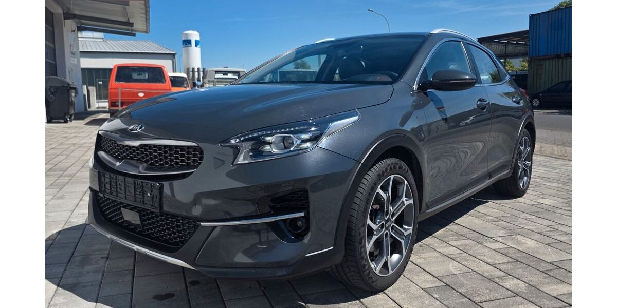 Kia XCeed 49.900 km 17.999 &euro; Hainburg 63512