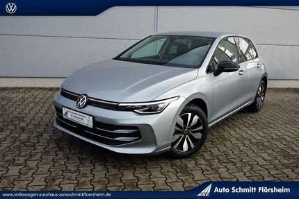 VW Golf 8.000 km 25.890 &euro; Flörsheim/Main 65439