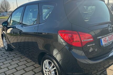 Opel Meriva 123.000 km 10.400 &euro; Friedrichsdorf bei Frankfurt Main 61381