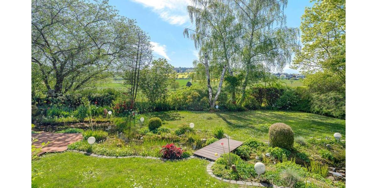 Einfamilienhaus Neu-Anspach Anspach - 8 Zimmer, 257 m&sup2;, 995.000&euro; | Angebot:26910387