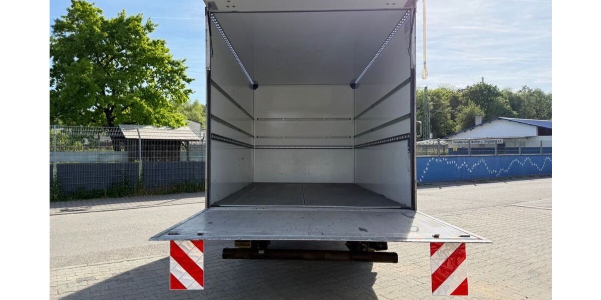 Renault Master 198.800 km 19.000 &euro; Hattersheim am Main 65795