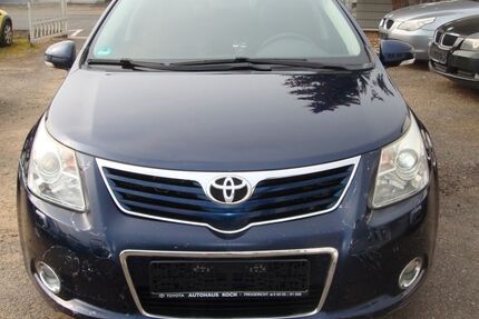 Toyota Avensis 314.000 km 2.550 &euro; Erlensee 63526