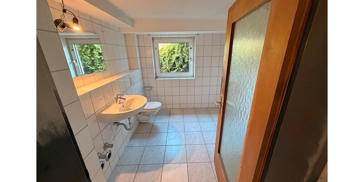 Etagenwohnung Wehrheim - 2 Zimmer, 50 m&sup2;, 900&euro; | Angebot:26400046