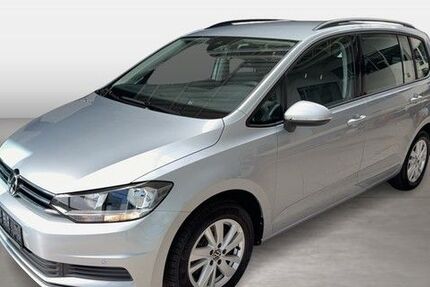VW Touran 14.009 km 30.780 &euro; Frankfurt am Main 60528