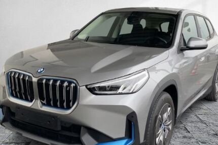 BMW iX1 21.906 km 31.949 &euro; Frankfurt 60314