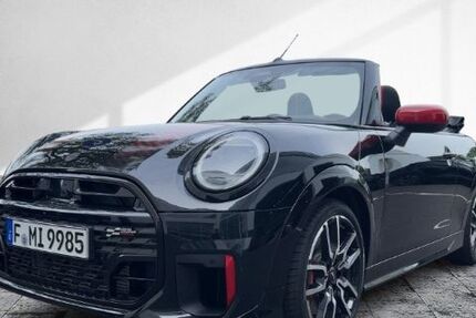 Mini John Cooper Works Cabrio 7.379 km 42.977 € Frankfurt 60314