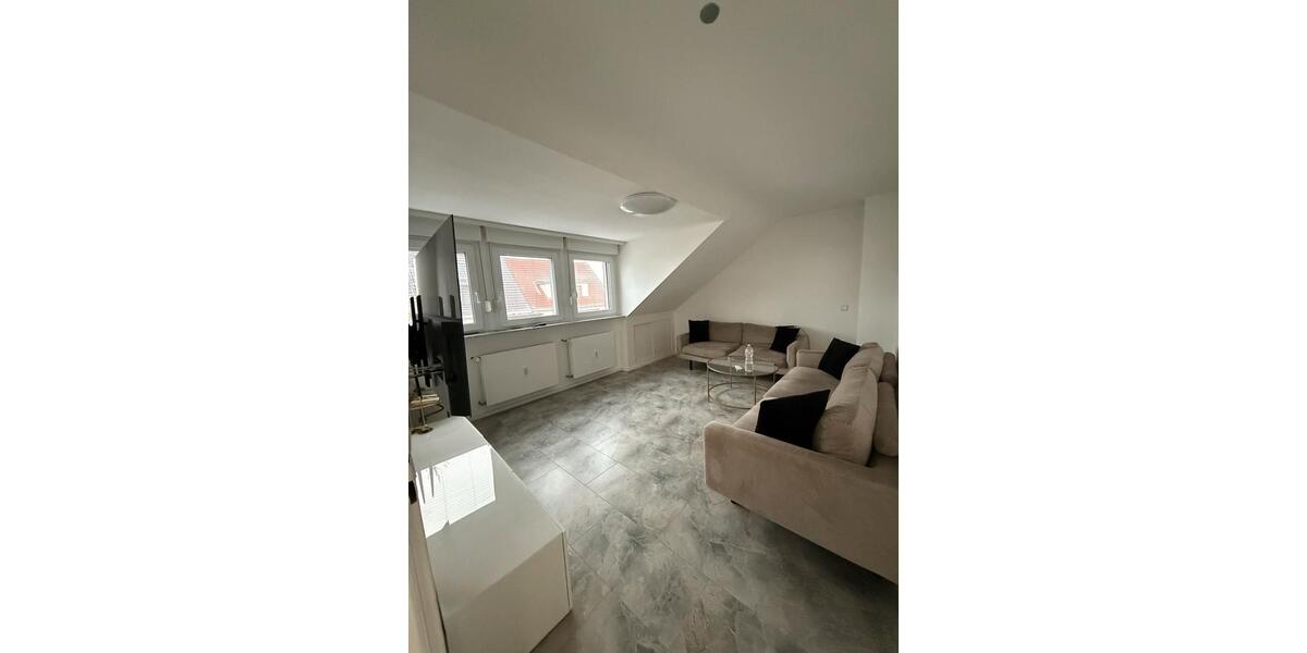 2,5-Zimmer Dachgeschosswohnung in HanauRosenau 2.5 zimmer