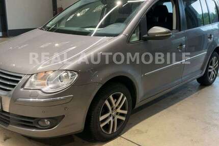 VW Touran 158.000 km 6.499 &euro; Frankfurt 65933