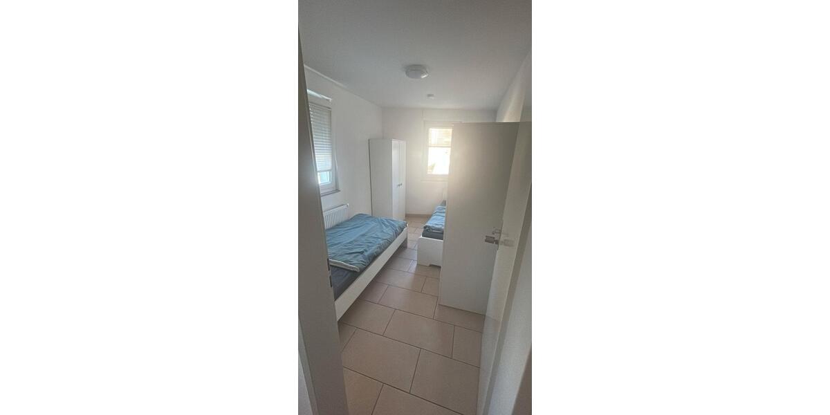 Etagenwohnung Frankfurt am Main Unterliederbach - 2 Zimmer, 65 m&sup2;, 1.300&euro; | Angebot:26586181