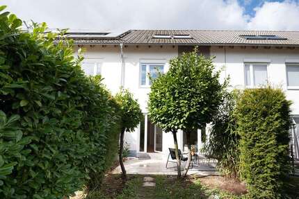 Haus Frankfurt am Main Unterliederbach - 5 Zimmer, 156 m&sup2;, 726.000&euro; | Angebot:26512098