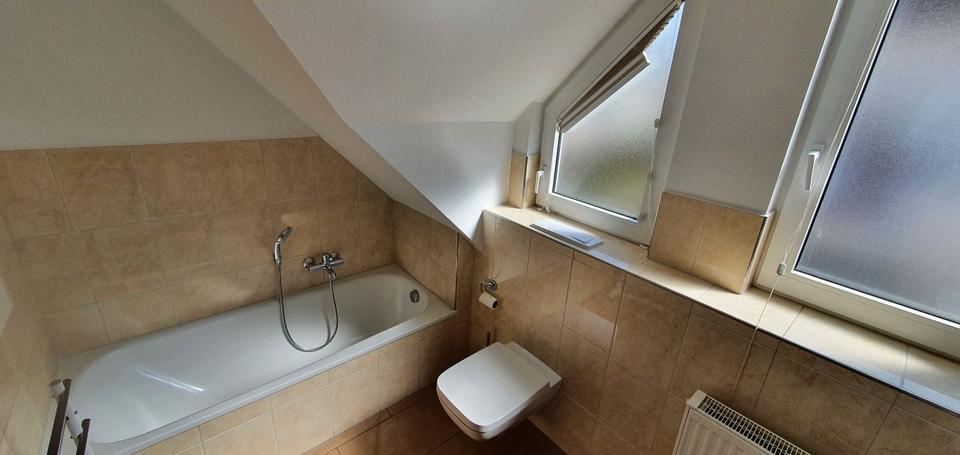 Dachgeschoßwohnung Bad Vilbel - 3 Zimmer, 88 m&sup2;, 398.000&euro; | Angebot:26866336