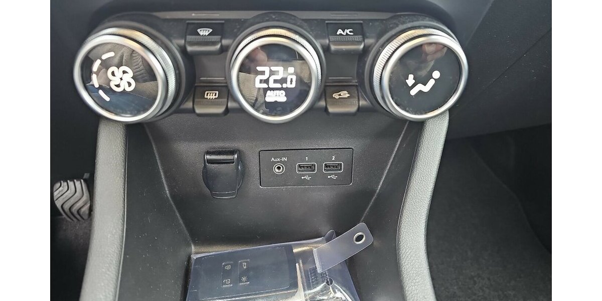 Renault Clio Experience Navi, Scheckheft Rate 115,- 74.919 km 12.590 &euro; Schwalbach/Taunus 65824