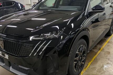 Peugeot 5008 13.558 km 31.980 € Rüsselsheim 65428