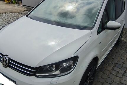 VW Touran 138.000 km 10.600 &euro; Friedberg (Hessen) 61169