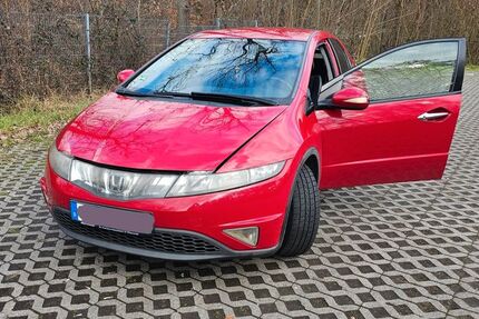 Honda Civic 216.000 km 4.300 &euro; Mörfelden-walldorf 64546