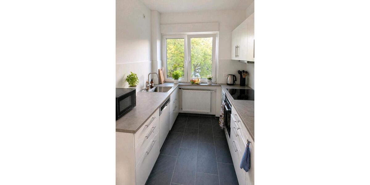 Etagenwohnung Frankfurt am Main Ginnheim - 3 Zimmer, 90 m&sup2;, 1.485&euro; | Angebot:26537438