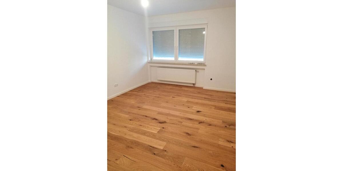 Etagenwohnung Frankfurt am Main Sossenheim - 3 Zimmer, 105 m&sup2;, 1.350&euro; | Angebot:25640926