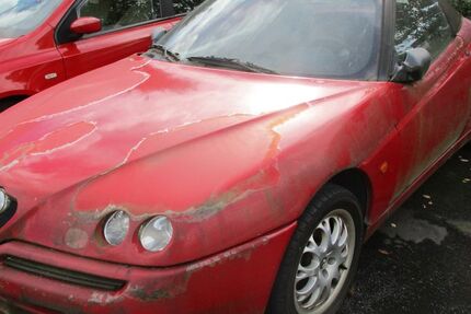 Alfa Romeo Spider 146.000 km 800 &euro; Dietzenbach 63128