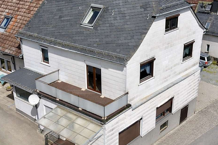 Haus Schmitten im Taunus - 12 Zimmer, 356 m&sup2;, 399.000&euro; | Angebot:26443435