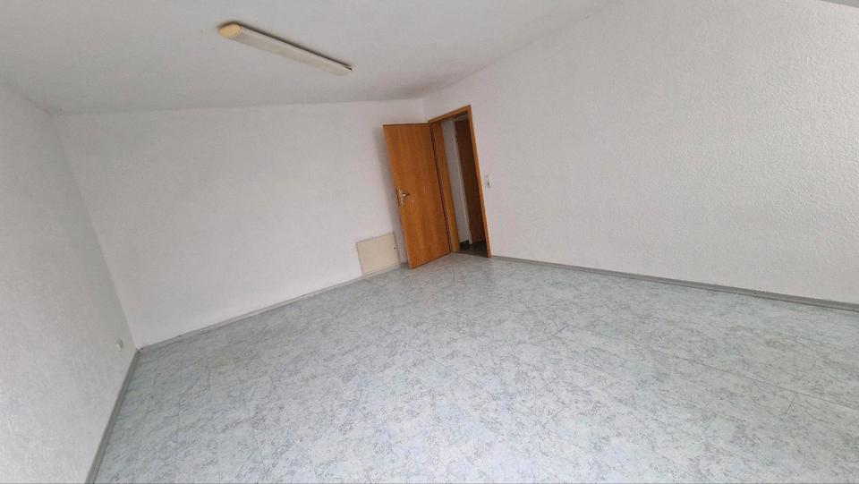 Dachgeschoßwohnung Roßdorf - 2 Zimmer, 55 m&sup2;, 850&euro; | Angebot:25718522