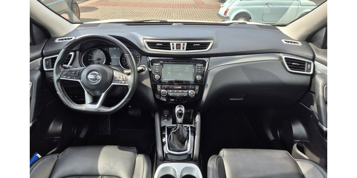 Nissan Qashqai Akari, Kamera, Android Auto, Panoramadach, 72.315 km 18.390 &euro; Rodgau 63110