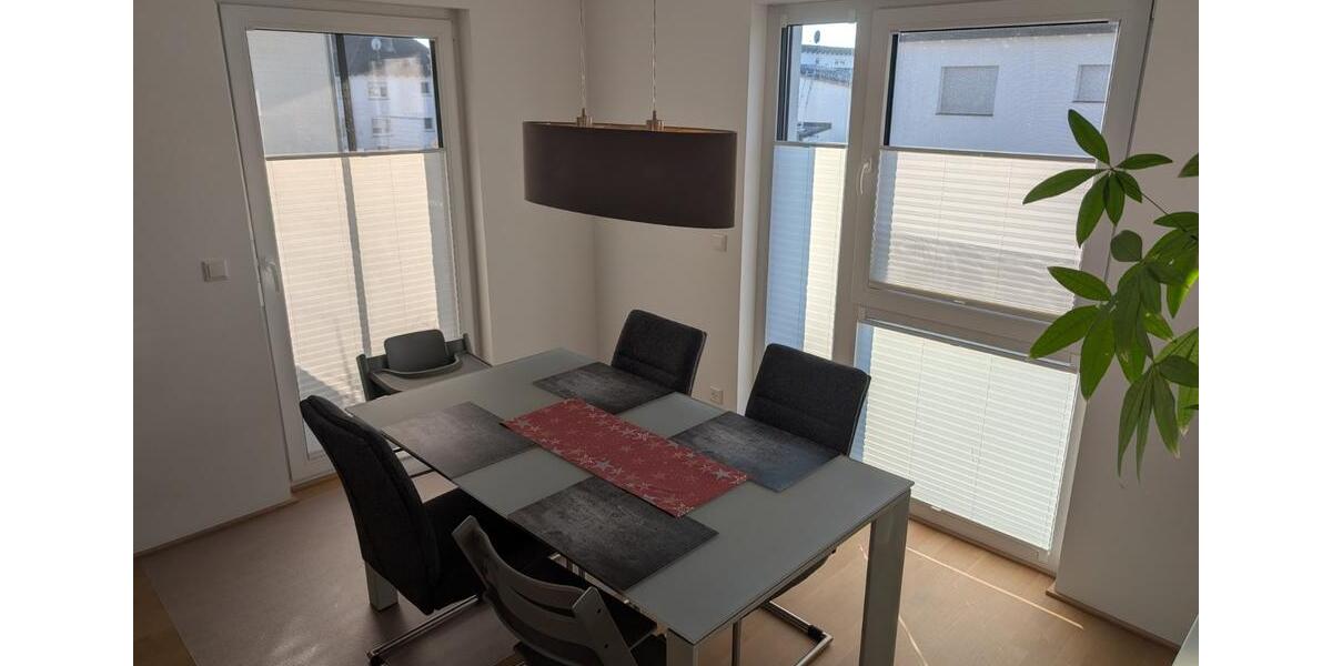 wunderschöne Maisonettewohnung mit Tiefgarage *provisionsfrei* 4.5 zimmer