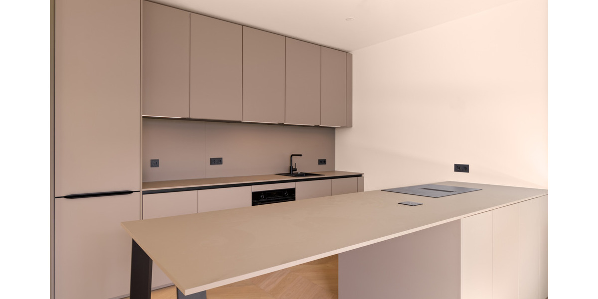 Etagenwohnung Frankfurt am Main Ostend - 2 Zimmer, 63 m&sup2;, 2.570&euro; | Angebot:25690766