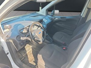 Ford Transit Courier Trend*neuer Motor*PDC*Sitzheizun 95.800 km 11.890 &euro; Nidderau 61130