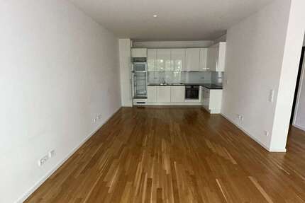 Wohnung Frankfurt am Main Ostend - 4 Zimmer, 112 m&sup2;, 2.285&euro; | Angebot:27091325