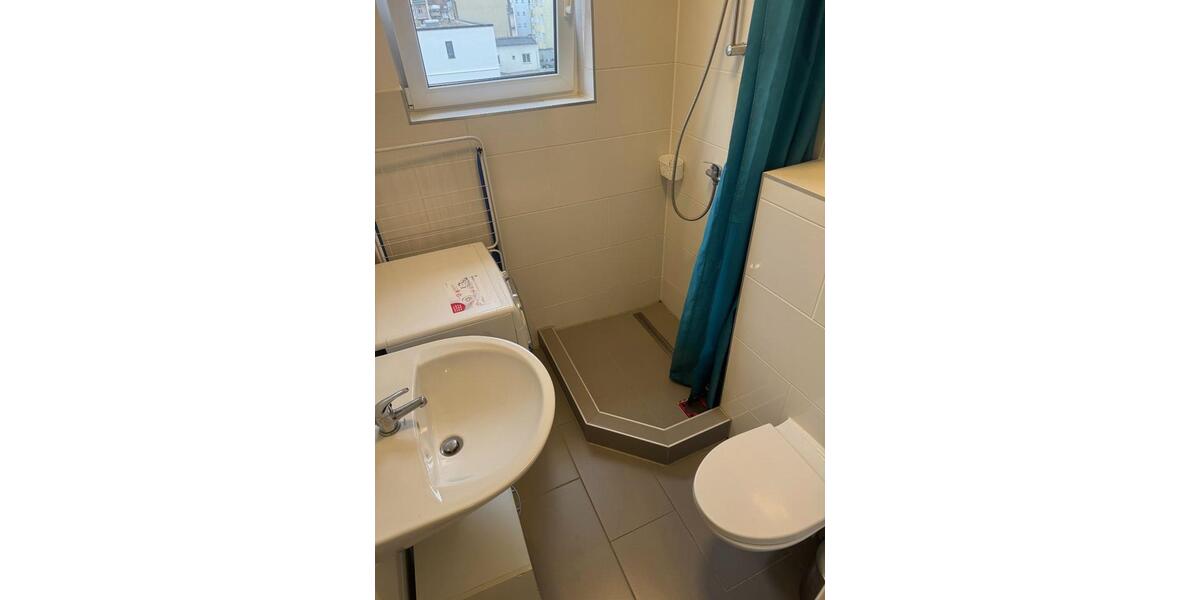 Etagenwohnung Offenbach am Main Bieberer Berg - 1 Zimmer, 27 m&sup2;, 640&euro; | Angebot:25754985