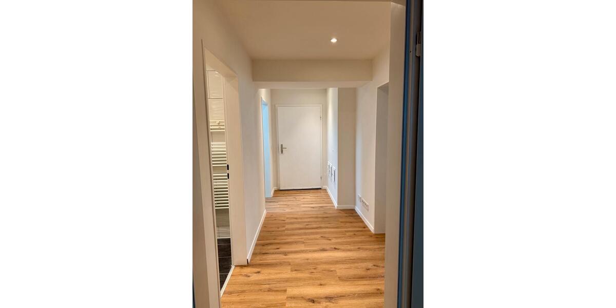 Etagenwohnung Hanau Kesselstadt - 4 Zimmer, 94 m&sup2;, 1.320&euro; | Angebot:26408680