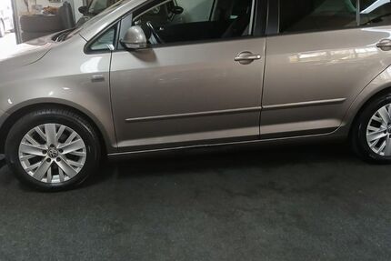 VW Golf Plus 149.000 km 5.900 &euro; Rüsselsheim 65428