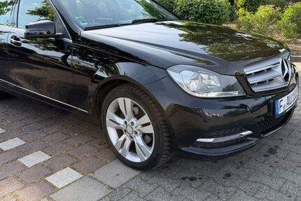 Mercedes-Benz C 180 259.000 km 5.700 &euro; Hochheim 65239