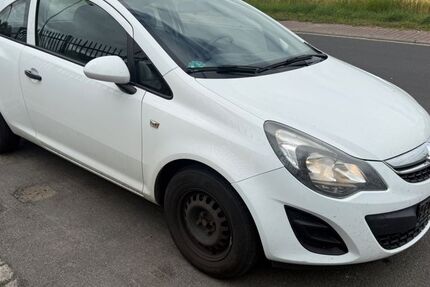 Opel Corsa 178.900 km 2.200 &euro; Hanau 63452