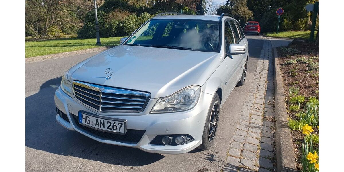 Mercedes-Benz C 220 249.900 km 6.490 &euro; Kronberg 61476