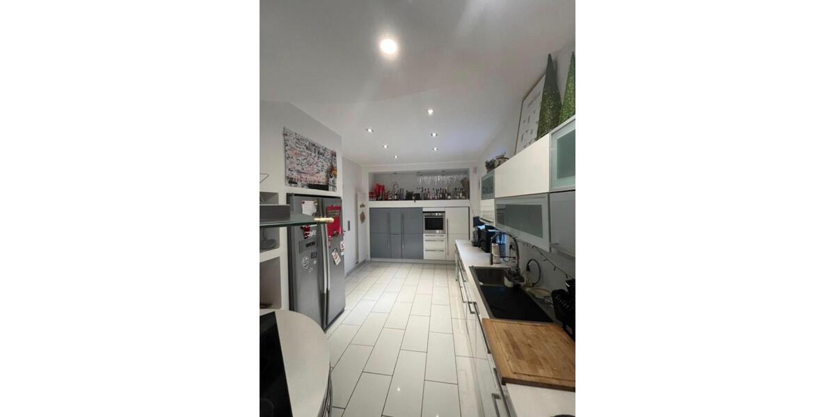 WG Zimmer zu vermieten in Frankfurt Süd (22-29 Jahre) 1 zimmer