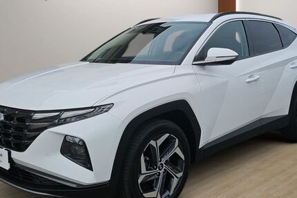 Hyundai TUCSON 60.302 km 27.490 &euro; Bad Vilbel 61118
