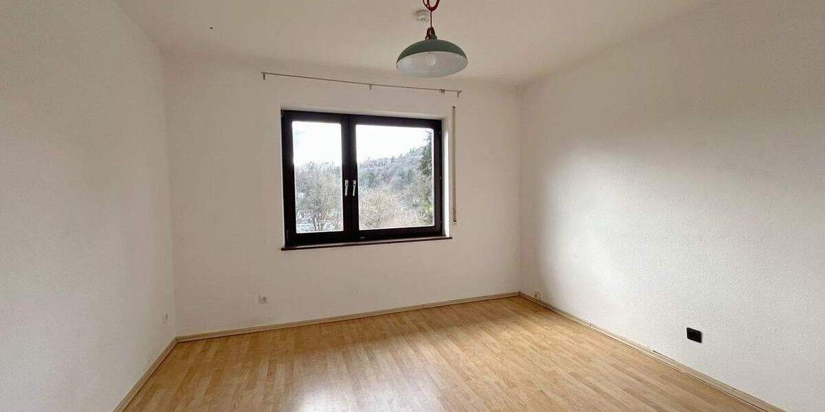 Einfamilienhaus Eppstein / Vockenhausen Vockenhausen - 6 Zimmer, 186 m&sup2;, 1.950&euro; | Angebot:25665511