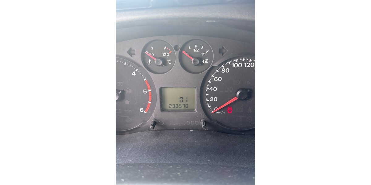 Ford Transit 233.000 km 3.100 &euro; Niddatal 61194