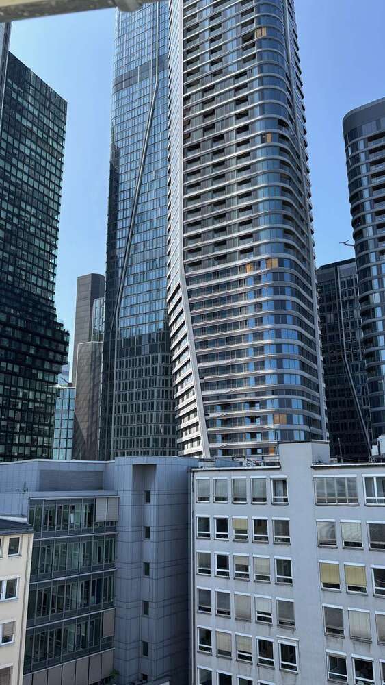 Wohnung zum Mieten in Frankfurt am Main 2.440 € 92 m²