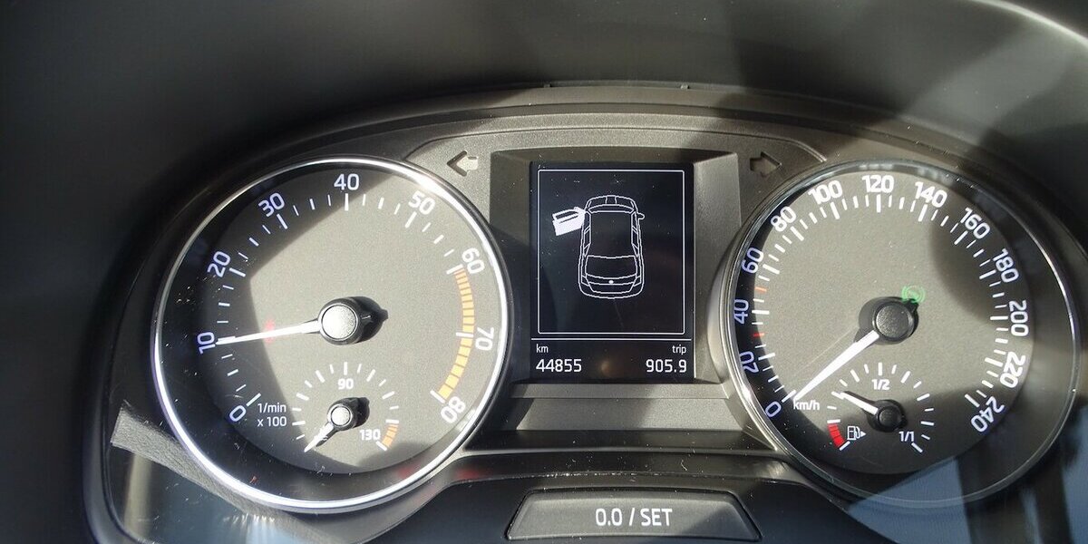 Skoda Fabia 1,2l TSI Style, DSG, Klima, Sitzheizung 44.854 km 12.590 &euro; Rodgau 63110