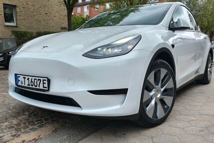 Tesla Model Y 98.000 km 29.500 &euro; Frankfurt am Main 60596