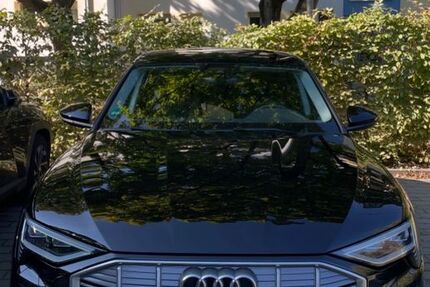 Audi e-tron 59.200 km 28.200 &euro; Frankfurt am Main 60435